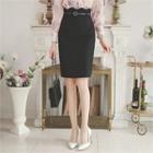 Scallop-edge Pencil Skirt With Belt