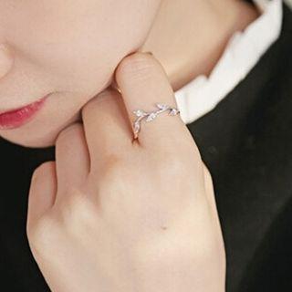 Rhinestone Branches Ring