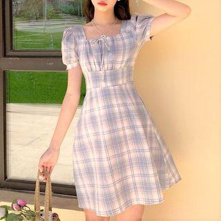 Short-sleeve Plaid Mini Dress / Blouse