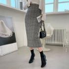 Glen-checked Long H-line Skirt