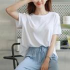 Flare-sleeve Dip-back T-shirt
