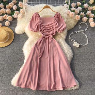 Plain Square-neck Ruched Short-sleeve Dress