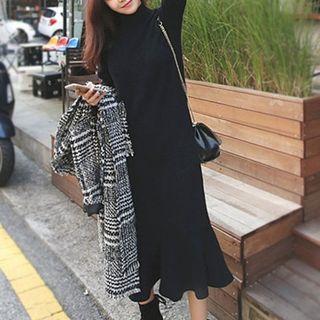 Long-sleeve Mermaid Midi Knit Dress