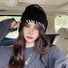 Contrast Stitching Knit Slouchy Beanie