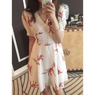 V-neck Tie-waist Pattern Dress