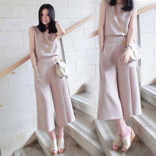 Set: Sleeveless Chiffon Top + Cropped Wide Leg Pants