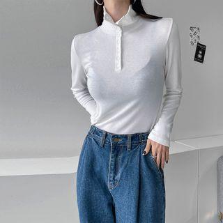 Mock-neck Buttoned Top