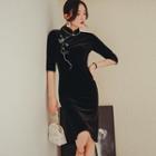 Elbow-sleeve Embroidered Velvet Qipao Dress