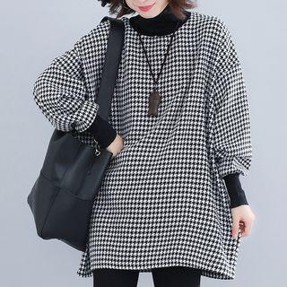 Turtleneck Houndstooth Pullover