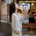 V-neck Knit Vest Off-white - One Size