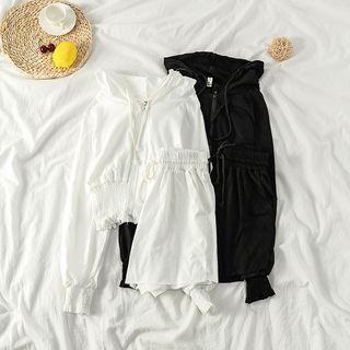 Smock-waist Zipped Hooded Top / Drawstring Waist Shorts