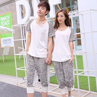 Set: Couple Leopard Print T-shirt + Cropped Pants