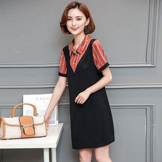Mock Two Piece Striped Panel Short Sleeve Collared Dress
