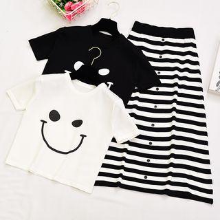 Striped Midi Skirt / Short-sleeve T-shirt / Set