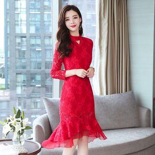 3/4-sleeve Keyhole Front Sheath Lace Dress