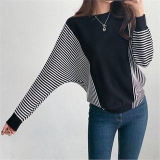 Dolman-sleeve Stripe Trim Top