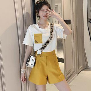 Set: Pocket Detail Short-sleeve T-shirt + High-waist Wide-leg Shorts