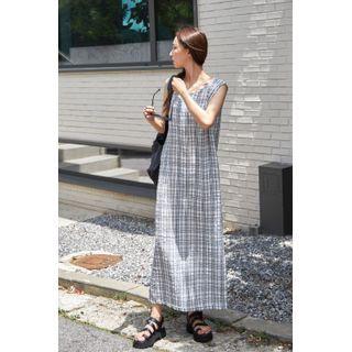 Sleeveless Maxi Plaid Dress