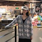 Rhombus V-neck Cardigan