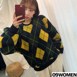 Tall Size Round-neck Argyle Sweater