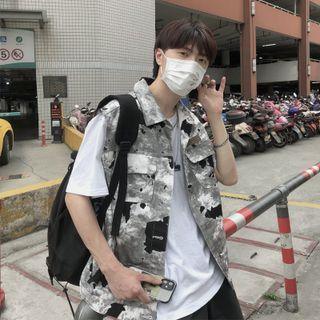 Sleeveless Camouflage Tank Top