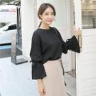 Round-neck Beribboned Sleeve T-shirt
