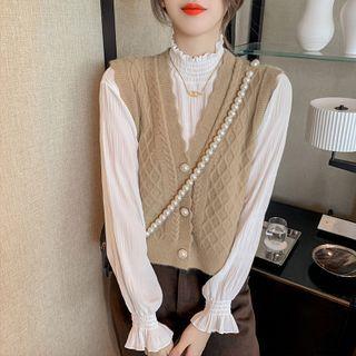 Single-breasted Sweater Vest / Mock-neck Blouse