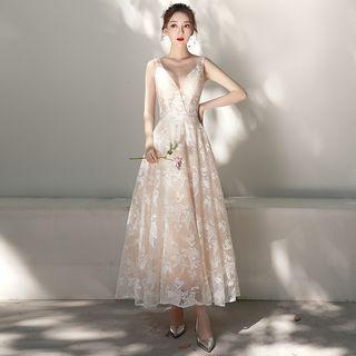 Embroidered Lace A-line Evening Gown