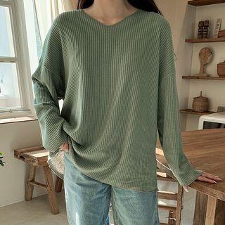 Plus Size V-neck Ribbed Boxy T-shirt