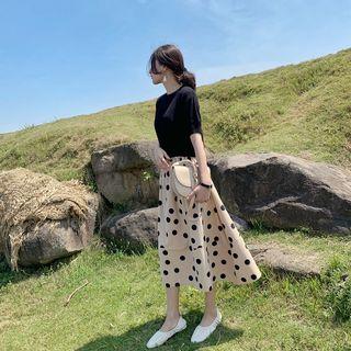 Set: Plain Short-sleeve Knit Top + Dotted Midi A-line Skirt