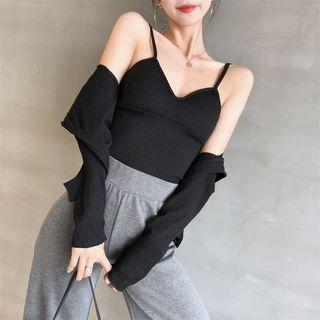 Set: Spaghetti Strap Top + Light Buttoned Jacket