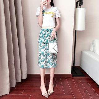 Set: Printed Short-sleeve T-shirt + Midi Skirt