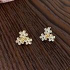 Floral Ear Stud 1 Pair - White - One Size