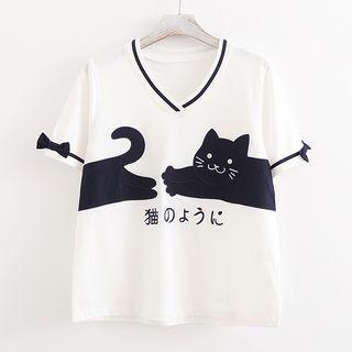 V-neck Cat Embroidered Short-sleeve T-shirt