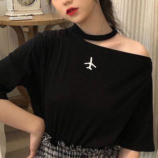 Elbow-sleeve Cut-out Embroidered T-shirt