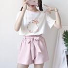 Short-sleeve Rabbit Print T-shirt / Ribbon Wide-leg Shorts