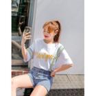 Letter-appliqu  Contrast-trim T-shirt