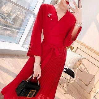3/4-sleeve Pleated A-line Midi Dress