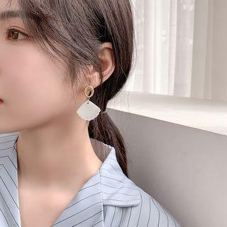 Resin Shell Dangle Earring
