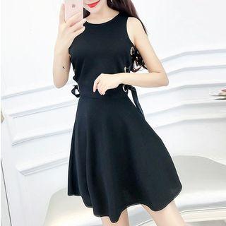 Set: Lace Up Side Cropped Tank Top + Plain A-line Skirt