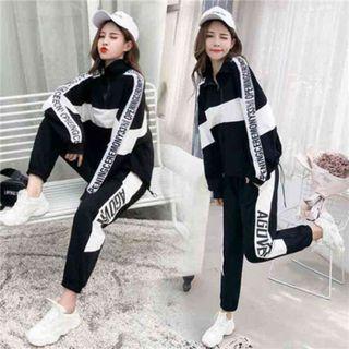 Set: Color-panel Sweatshirt + Sweatpants