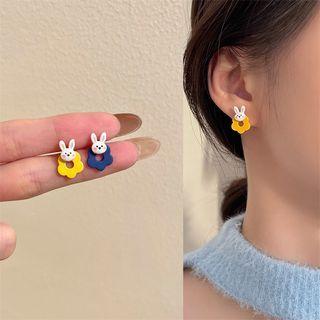 Two-tone Rabbit Studs