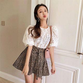 Lace Puff-sleeve Top / Leopard Skirt