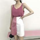 Plain Camisole Top / Color Block A-line Skirt
