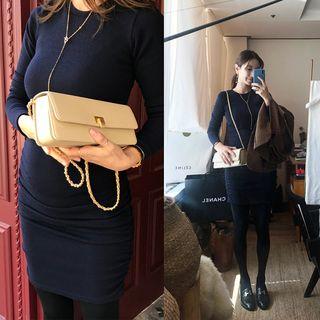 Round-neck Slim-fit Knit Dress