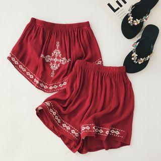 Set: Embroidered Tube Top + Shorts