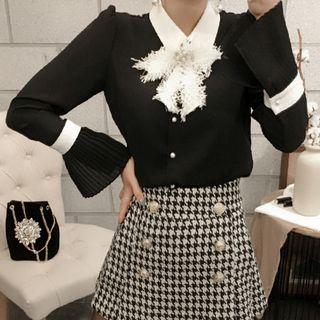 Two-tone Bow-accent Blouse