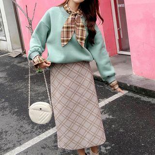 Set: Sweatshirt + Long-sleeve Plaid Midi Dress