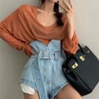 Long-sleeve T-shirt / High Waist Denim Wide Leg Shorts