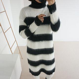 Color-block Turtle-neck Knit Dress